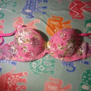Victoria Secret bra!